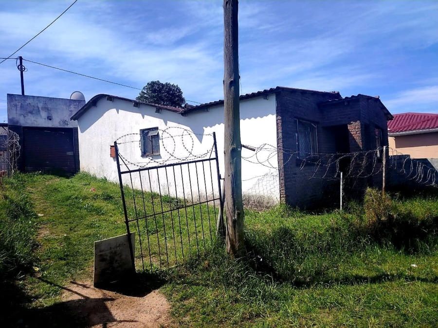 5 Bedroom Property for Sale in Mdantsane Nu 6 Eastern Cape
